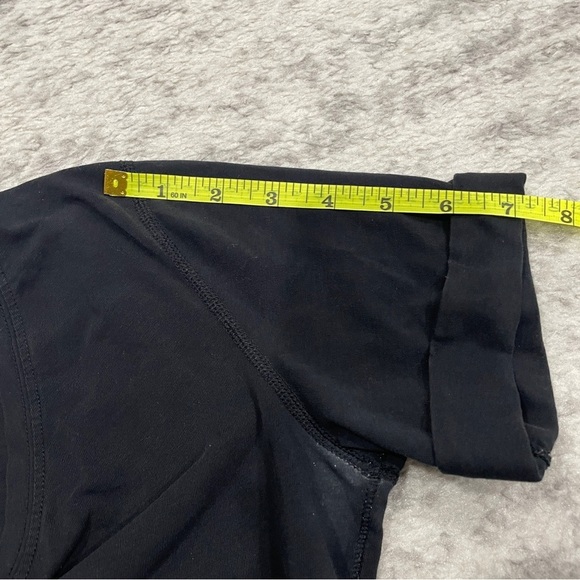 Lululemon Black Cuffed Sleeves Short Sleeve Shirt - Picture 10 of 10